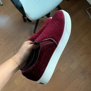 Casual Velvet Loafers!